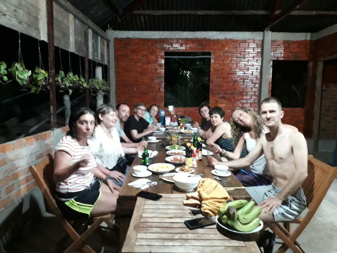 Hong Thai River Side Homestay Ben Tre Екстериор снимка